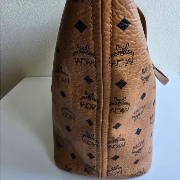 MCM Visetos Tote Bag Cognac - Picture 4 of 16